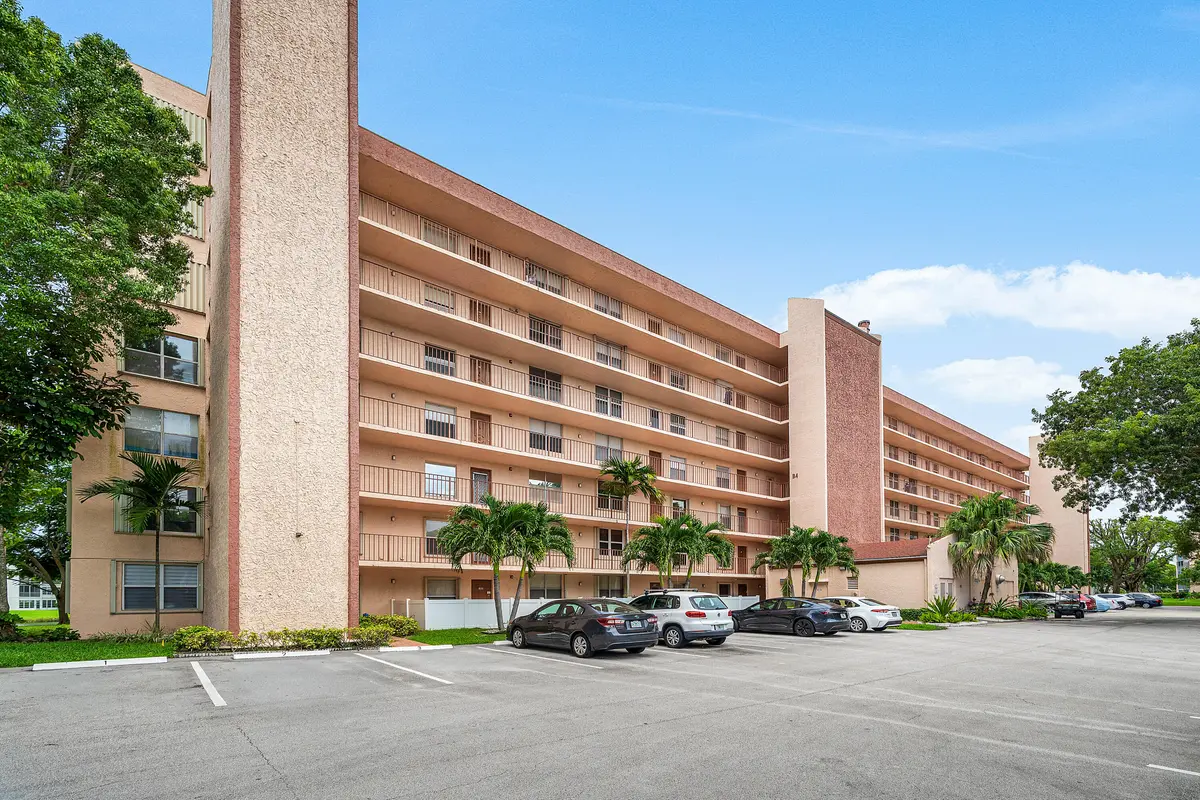 14623 Bonaire Village at 14623 Bonaire Boulevard 205, Delray Beach