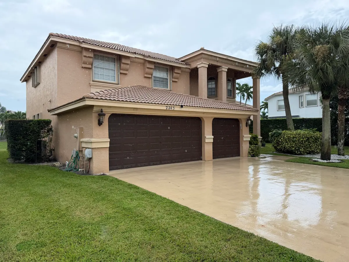 IMG_0526 at 2243 RIDGEWOOD Circle, Royal Palm Beach