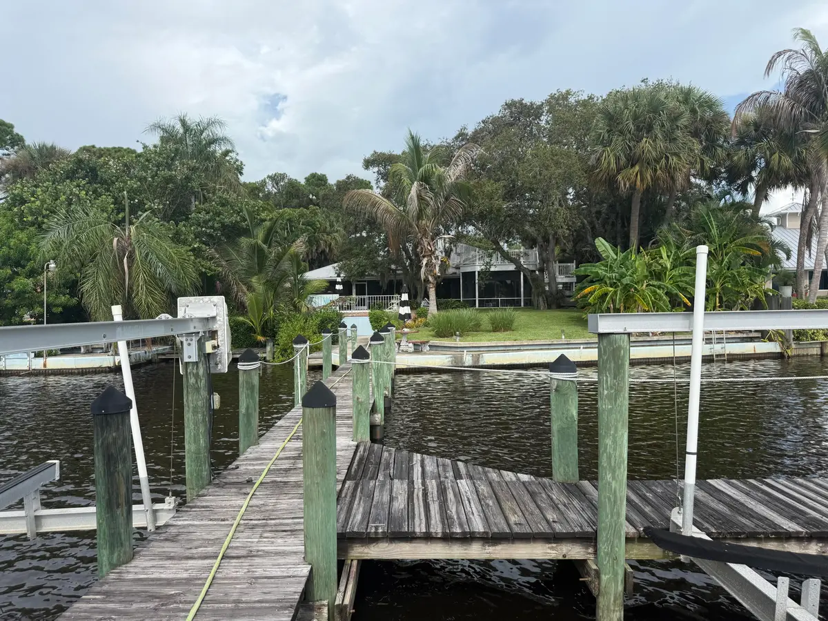 IMG_4132 at 3679 SW SAINT LUCIE SHORES Drive, Palm City
