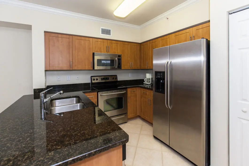 Kitchen at 6492 EMERALD DUNES Drive 205, West Palm Beach