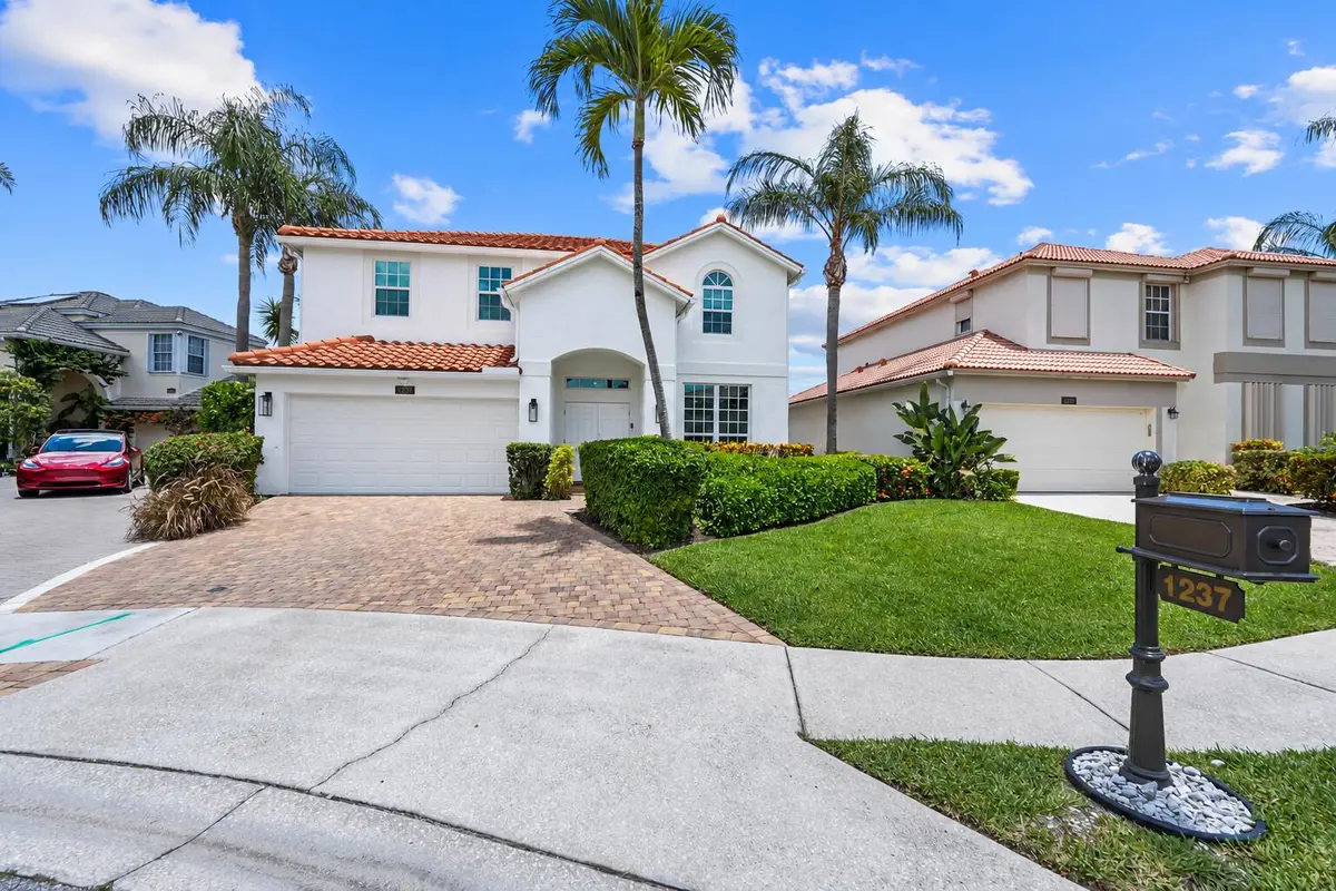 5A32E67A-CF31-4E4A-B674-913D94794C26 at 1237 Avondale Lane, West Palm Beach