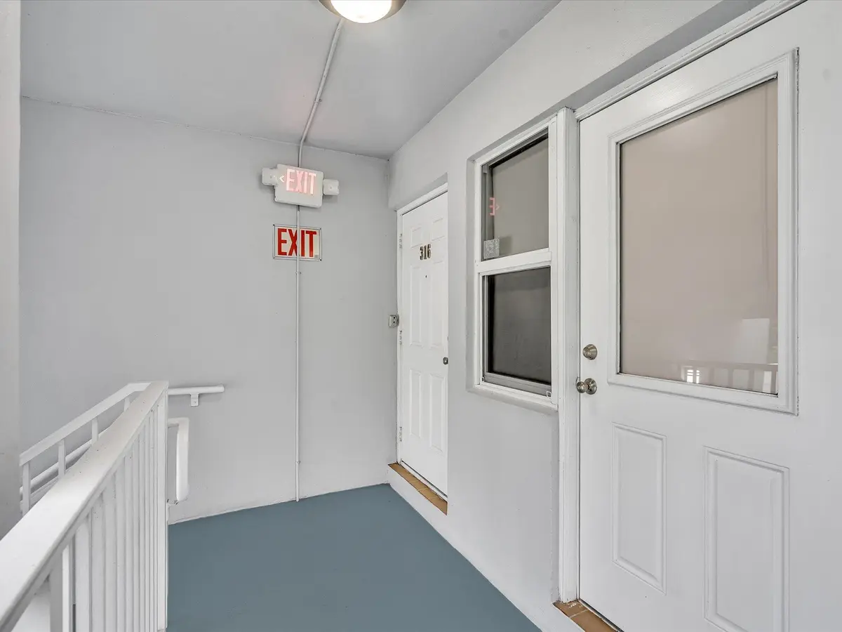 Hallway at 2309 Park Lane 316, Hollywood
