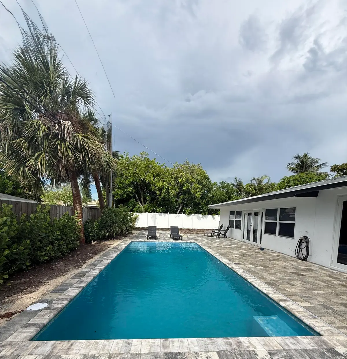 pool 1950 at 1950 NE 30th Street, Lighthouse Point