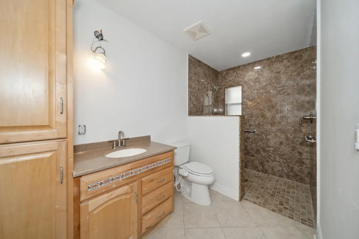 _DSC1417 at 1129 W LAKES Drive, Deerfield Beach