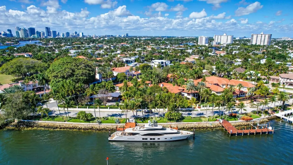 Photo 1 at 815 Idlewyld Drive, Fort Lauderdale