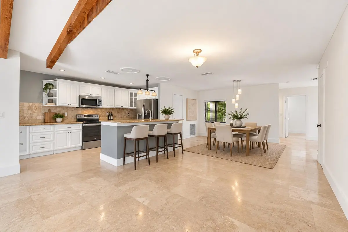 Staged Dining at 11905 SAILBOAT Drive, Cooper City
