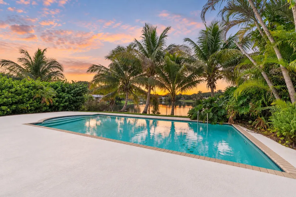 Pool at 11905 SAILBOAT Drive, Cooper City