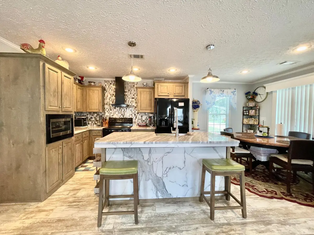 68a1df05-575d-494f-882f-58d281f68c10 at 10550 W State Road 84 Lot 290,