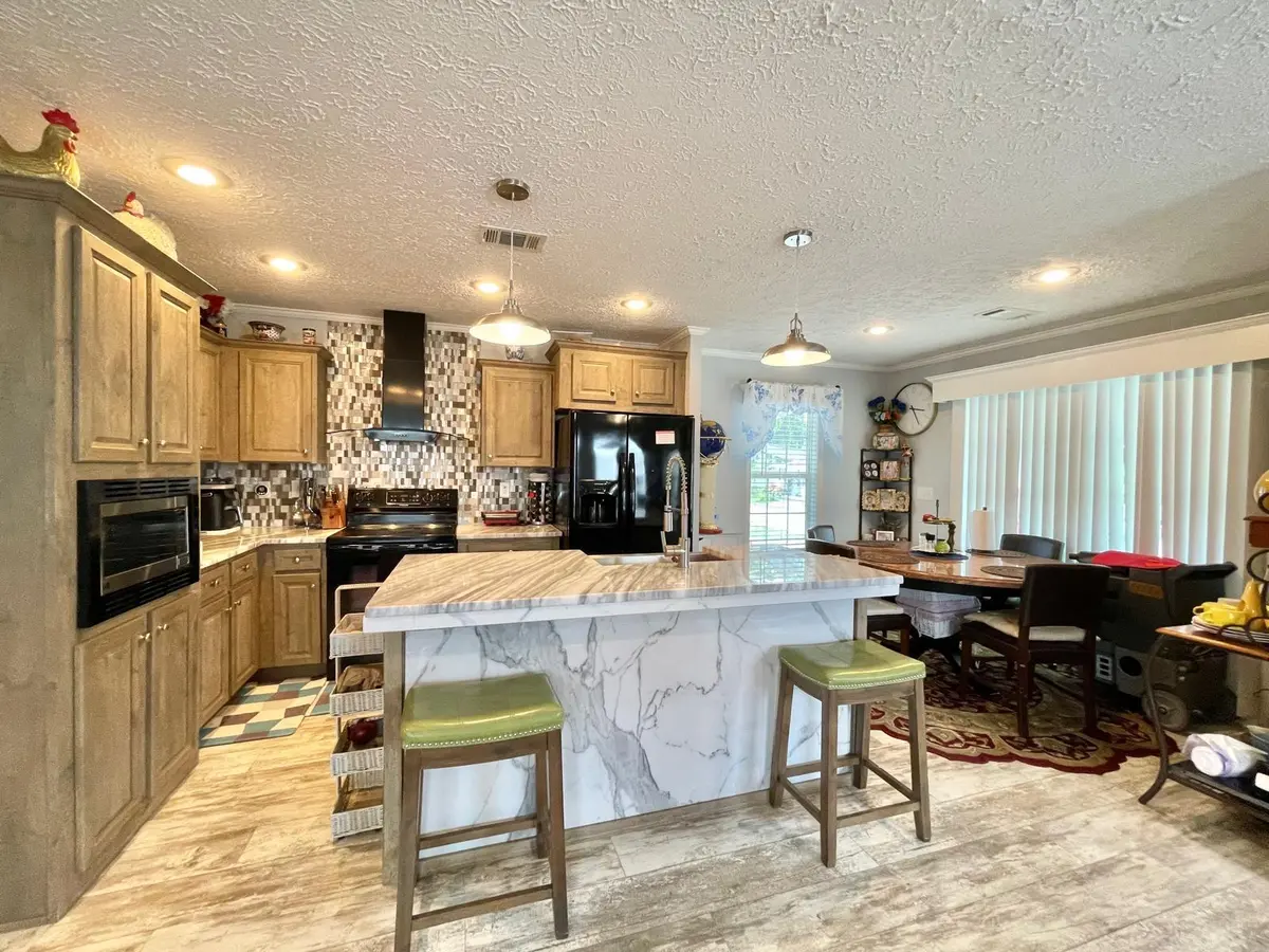 336e1992-9d3f-4b58-8784-f631cdf450a9 at 10550 W State Road 84 Lot 290,