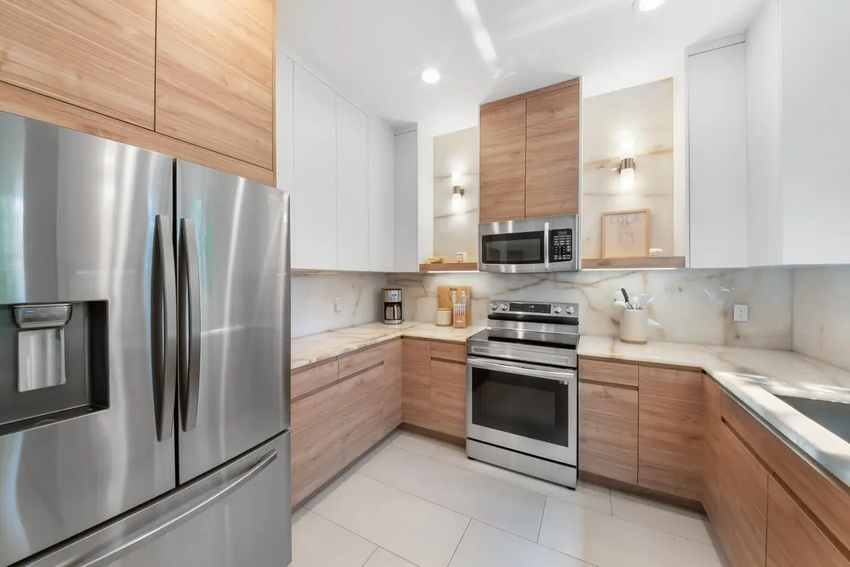 Updated kitchen at 7686 CORKWOOD Avenue, Boynton Beach