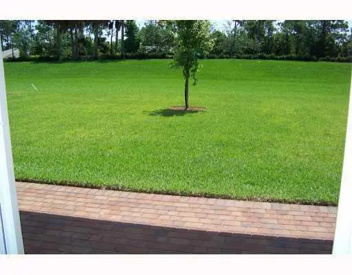 GetMedia (5) at 2007 GREY FALCON Circle, Vero Beach