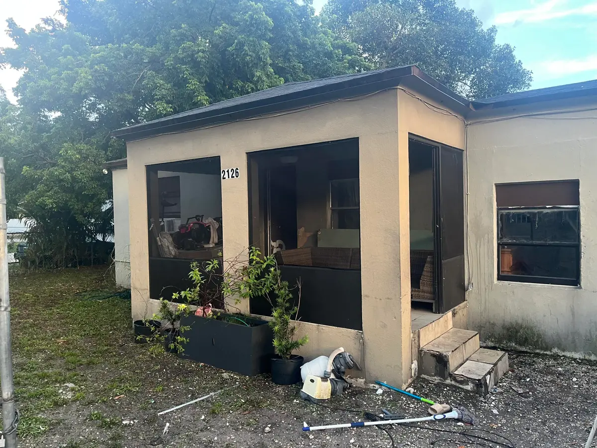 2126 NW 92ND Street, Miami, FL – photo 3