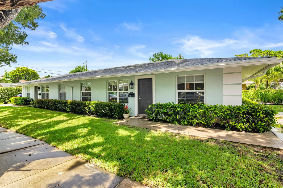 low-2 at 705 New York Street, West Palm Beach