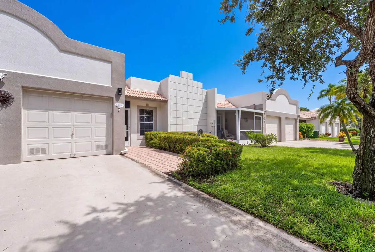 Front Entrance View at 18800 HAYWOOD Terrace 7, Boca Raton