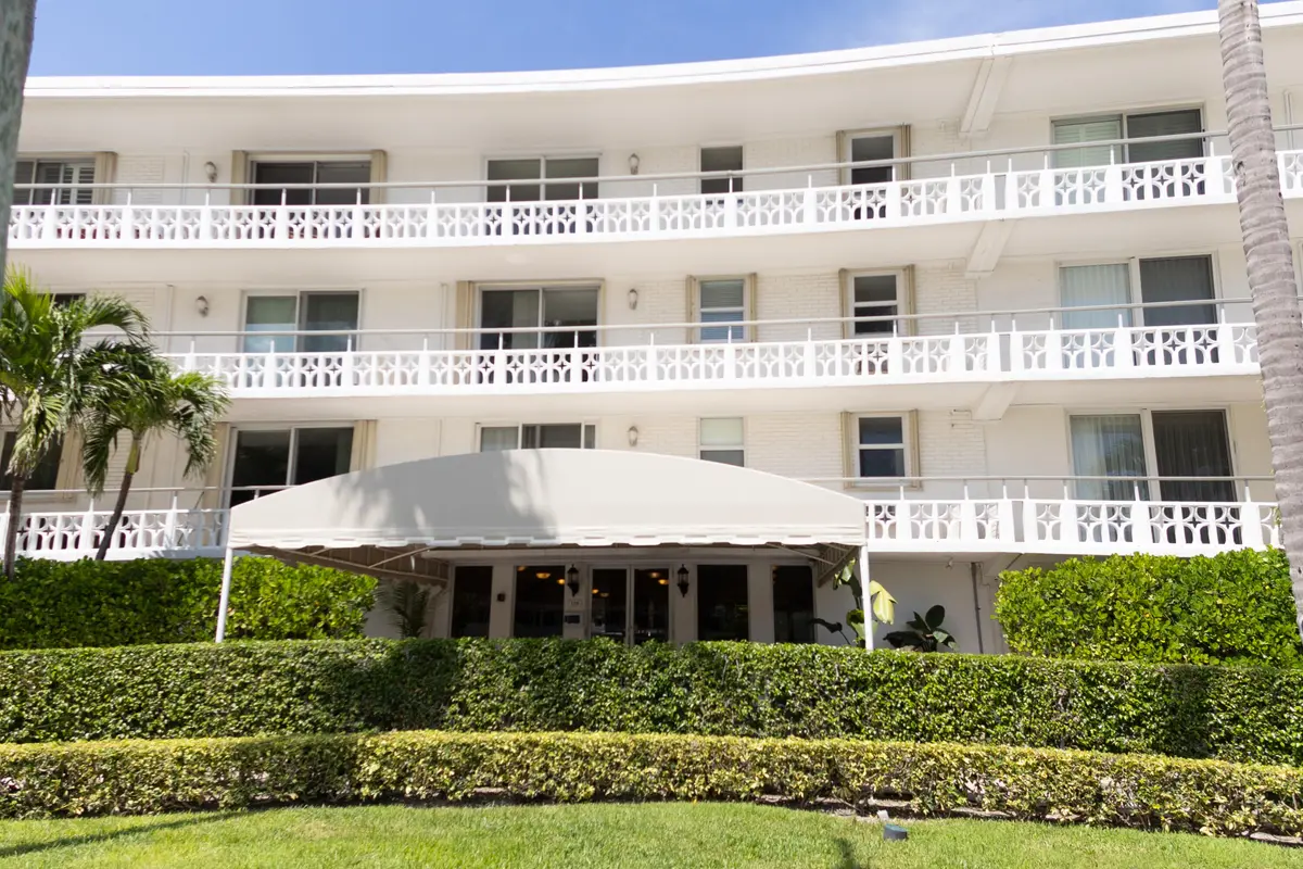 139 Sunrise Ave., 107 at 139 SUNRISE Avenue 107, Palm Beach