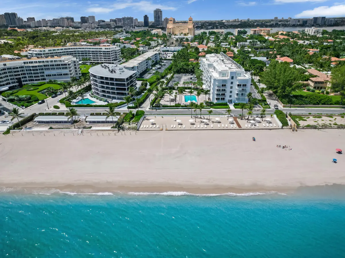 139 Sunrise Ave., 107 at 139 SUNRISE Avenue 107, Palm Beach
