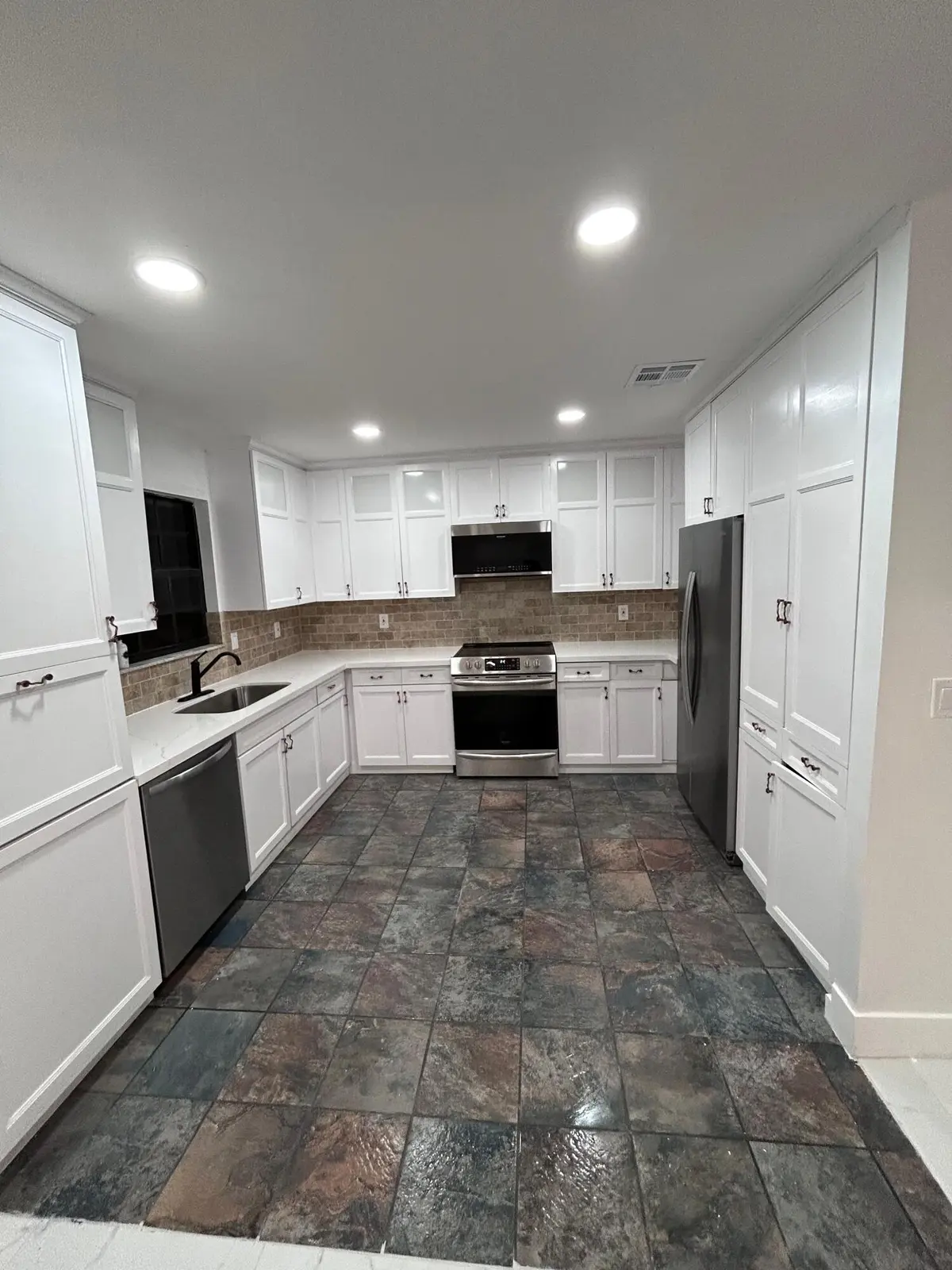 fbf431f2-598c-4f0f-bba0-7708b5ece195 at 6105 BIRCH Drive, Fort Pierce