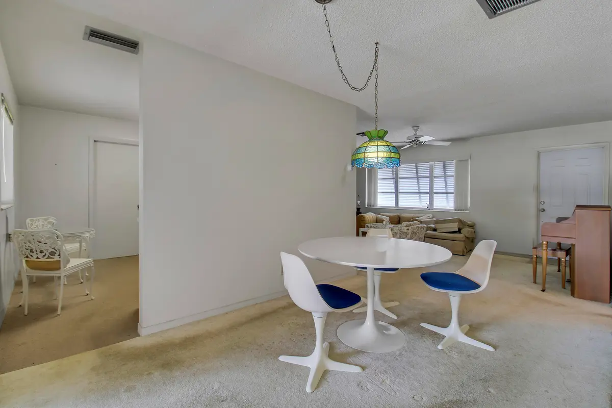 dining room at 313 BALSAM Street, Palm Beach Gardens