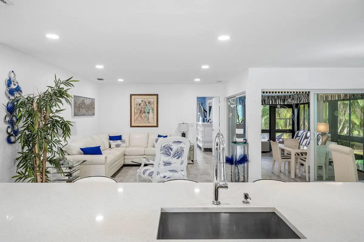 Living Room view at 5836 FOREST GROVE Drive 3, Boynton Beach