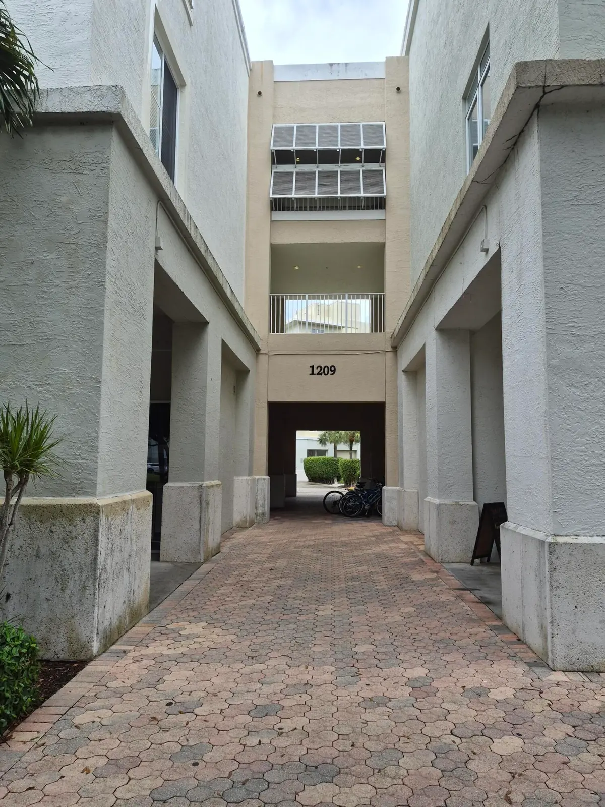 02_beyc6aab10172b2aa at 1209 MAIN Street 205, Jupiter