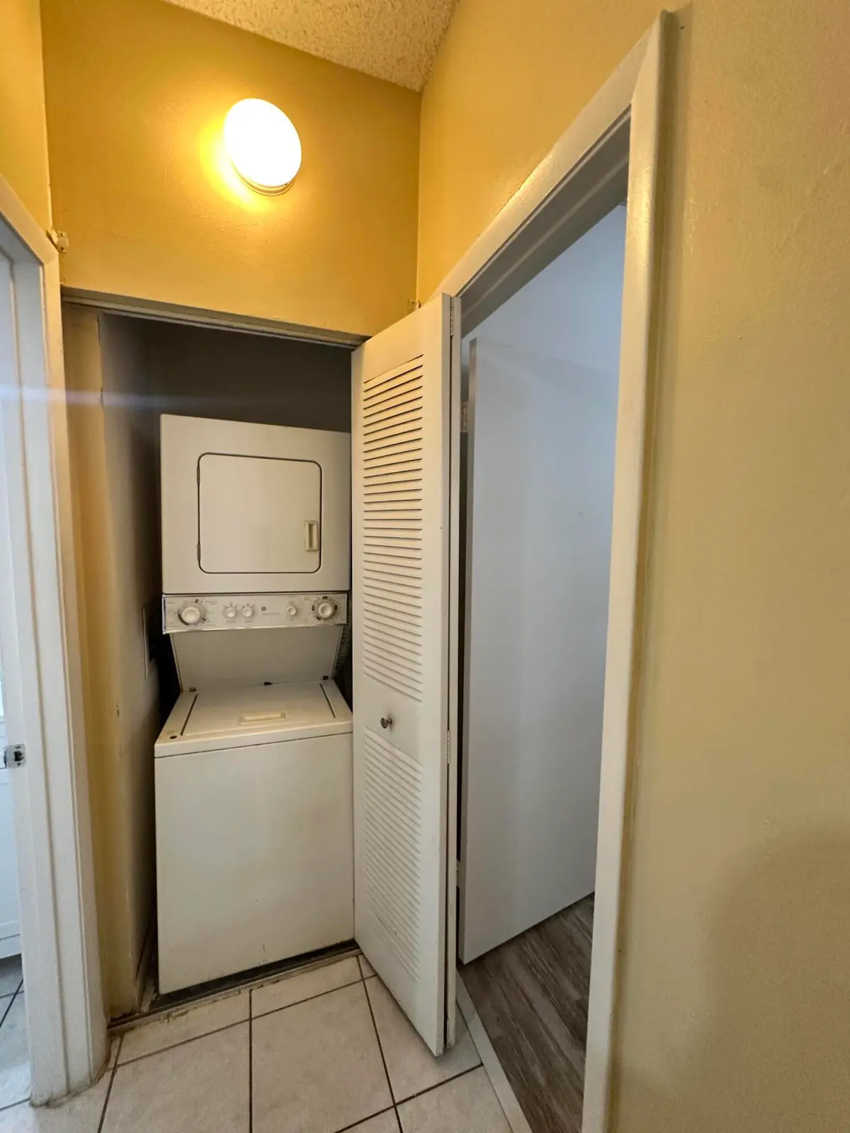 Wd at 2361 NW 96TH Terrace 18K, Pembroke Pines