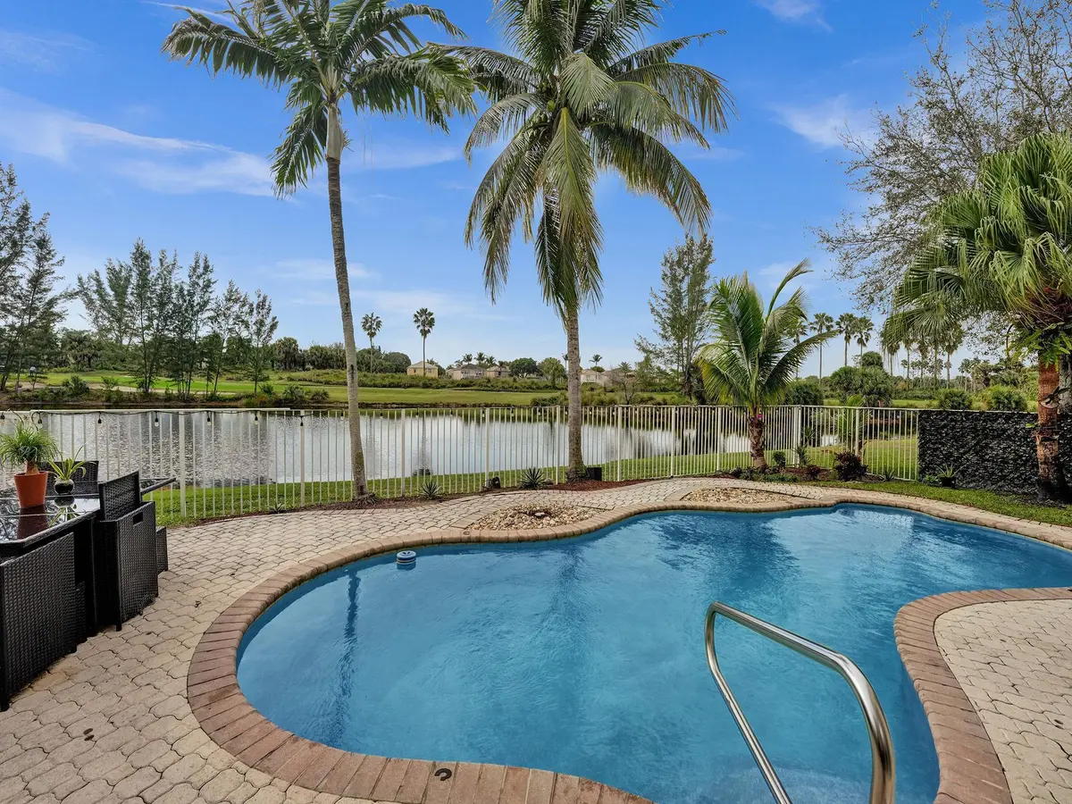 RJP04054 at 2111 RESTON Circle, Royal Palm Beach