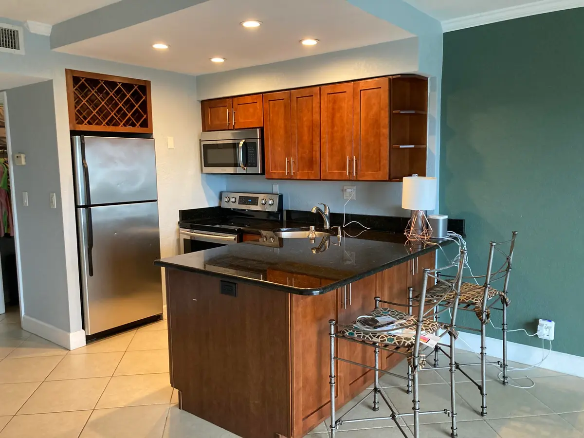 IMG_3899 at 2900 NE 30th Street, Fort Lauderdale