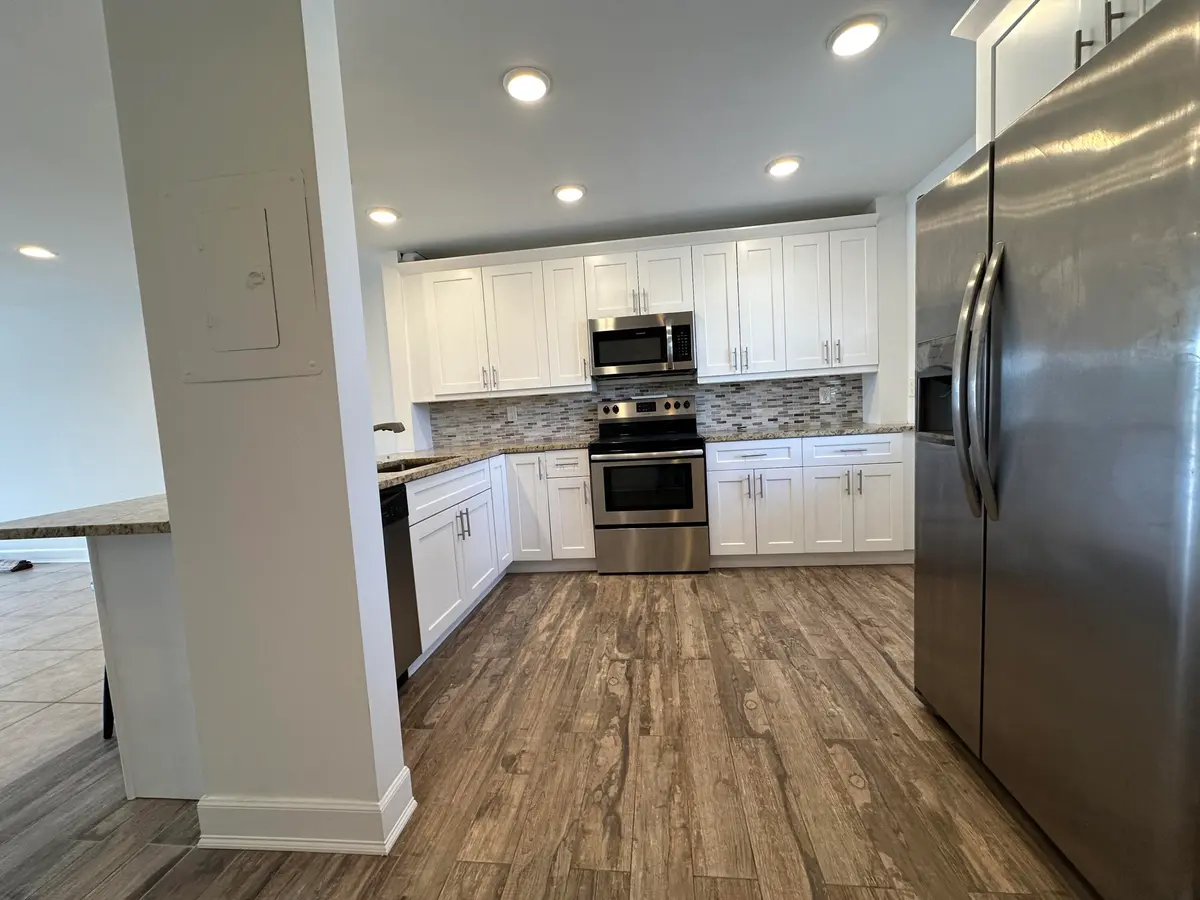 Kitchen at 309 Lake Circle 202, North Palm Beach