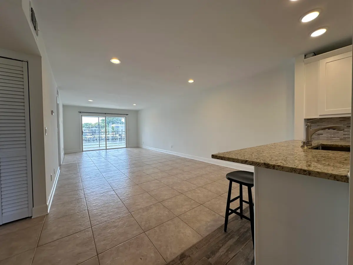 Spacious unit at 309 Lake Circle 202, North Palm Beach