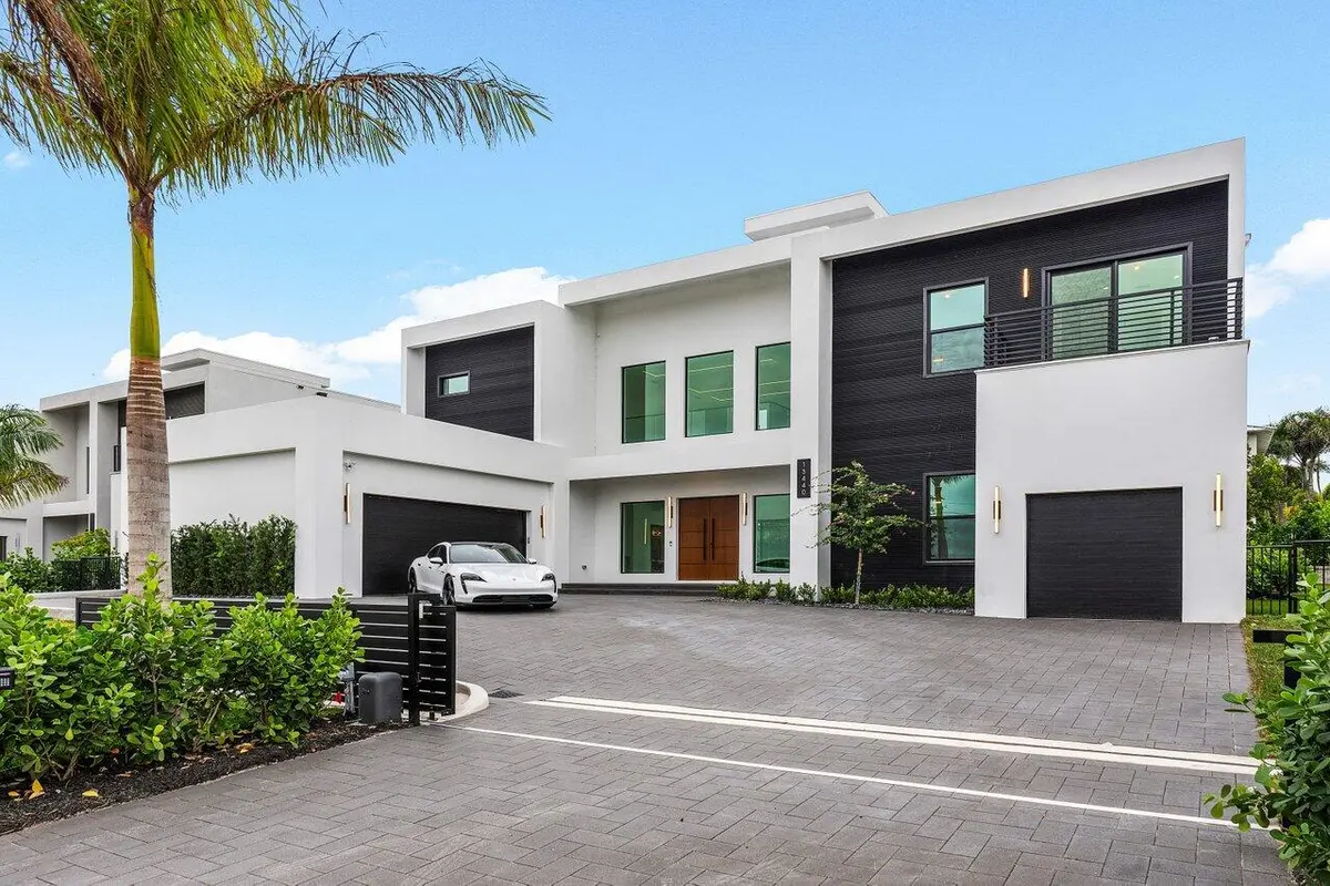 FRONT at 13440 US HIGHWAY 1, Juno Beach