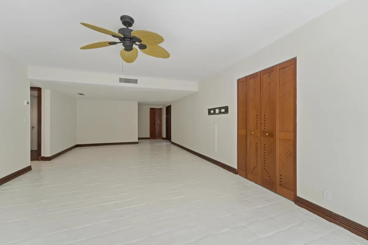 Living Room at 1700 Presidential Way 103, West Palm Beach