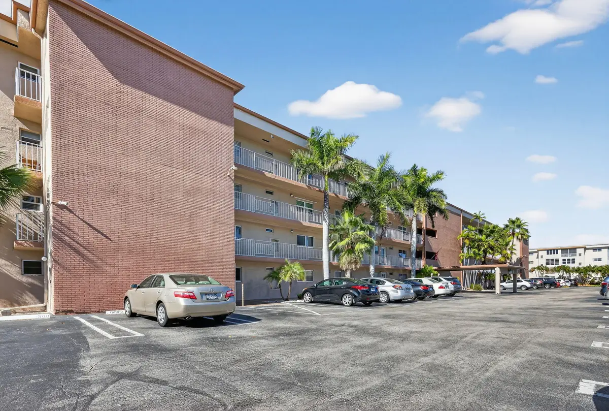 1-web-or-mls-F14A1529 at 2615 NE 1ST Court 201, Boynton Beach