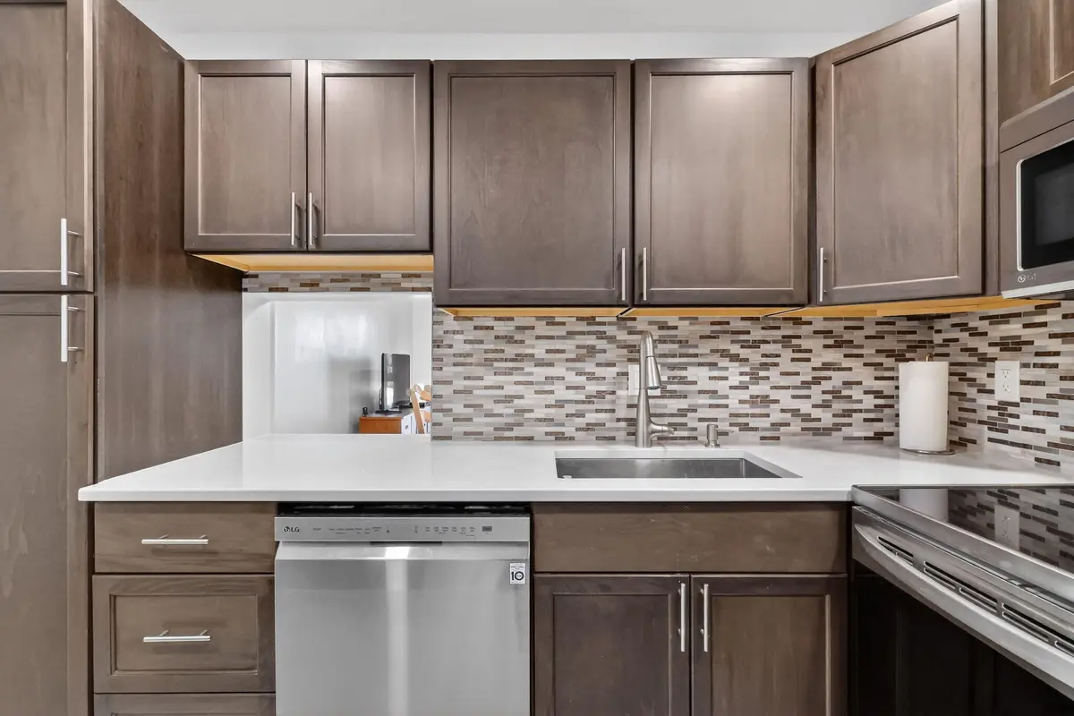 6-web-or-mls-F14A1416 at 2615 NE 1ST Court 201, Boynton Beach