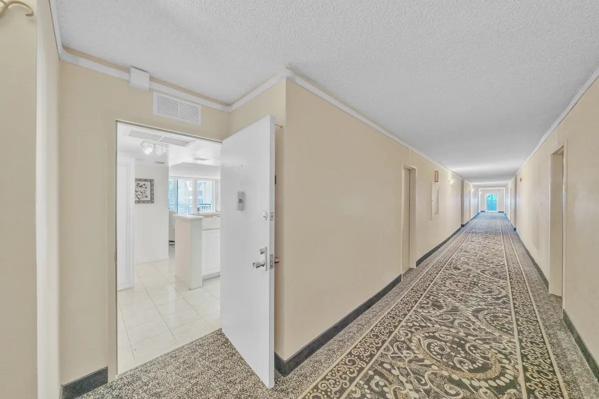 3 Entryway at 1149 HILLSBORO MILE 307, Hillsboro Beach