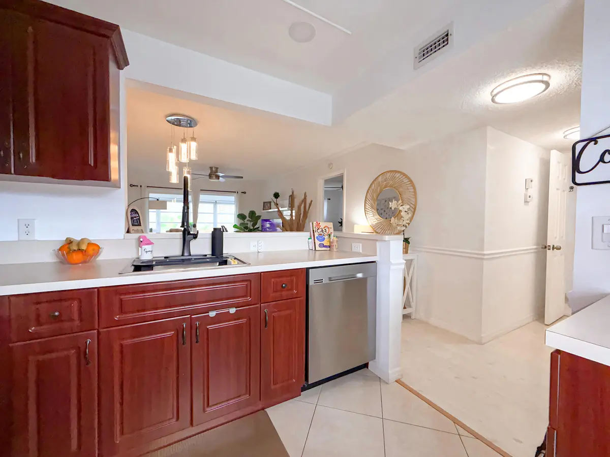 IMG_1274 at 5750 NW 64th Avenue 306, Tamarac