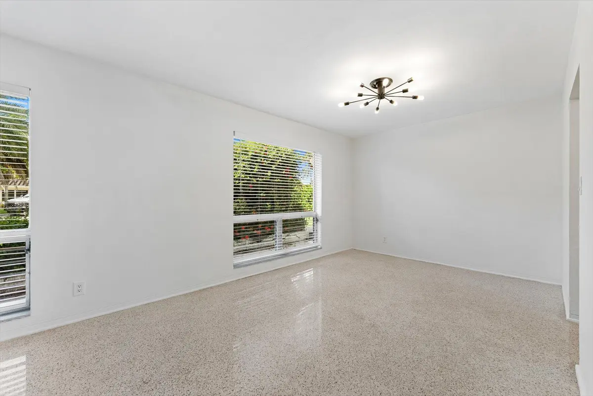 07-7 at 1341 SE 4th Court, Deerfield Beach