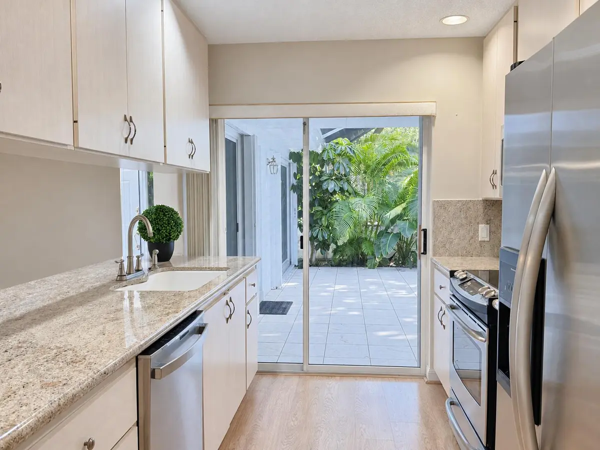 KitchenNew at 8404 CHAPMAN OAK Court, Palm Beach Gardens