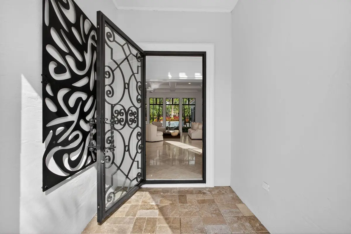 10-web-or-mls-12-print-5D1A5987 at 213 Via Palacio, Palm Beach Gardens