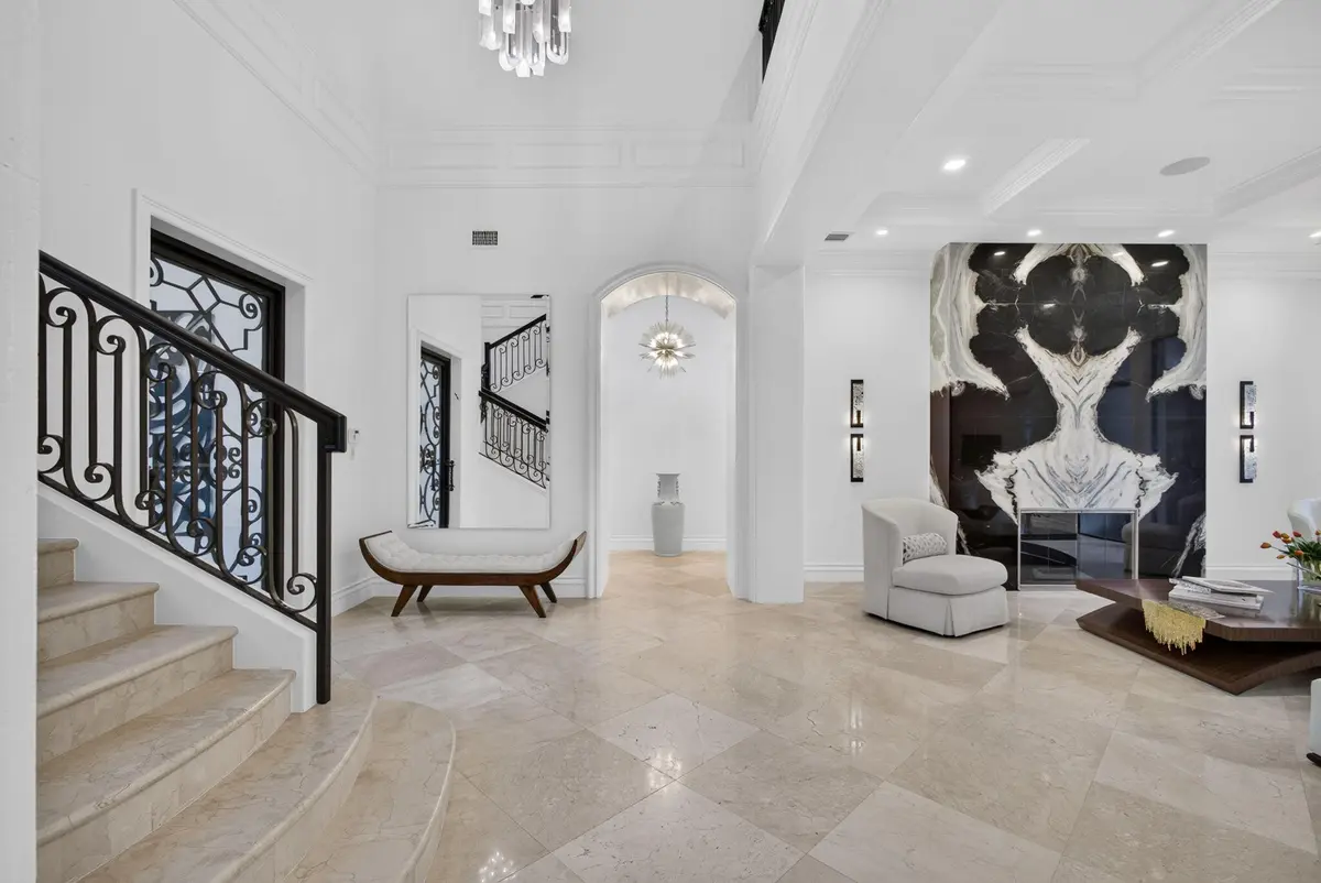 14-web-or-mls-5D1A9042 at 213 Via Palacio, Palm Beach Gardens
