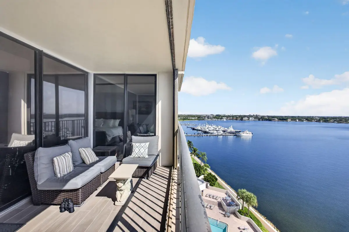 31-web-or-mls-5D1A6077 at 126 LAKESHORE Drive 1125, North Palm Beach