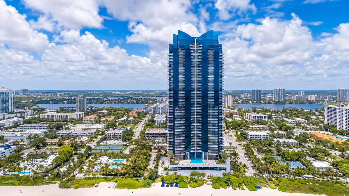 17121 Collins Avenue 2207, Sunny Isles Beach, FL – photo 2