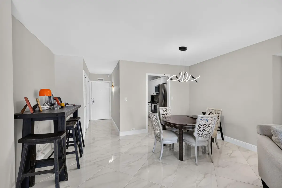 2-web-or-mls-5D1A7951 at 1208 MARINE Way 402, North Palm Beach