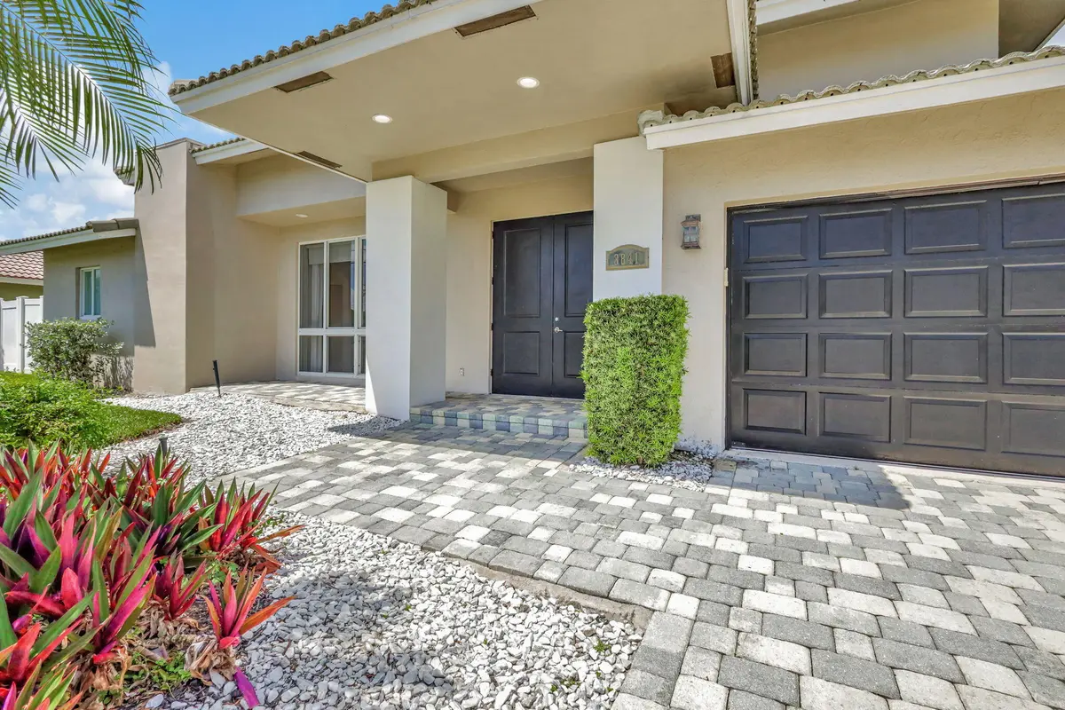18-web-or-mls-GMP_2245 at 3841 NE 6TH Drive, Boca Raton