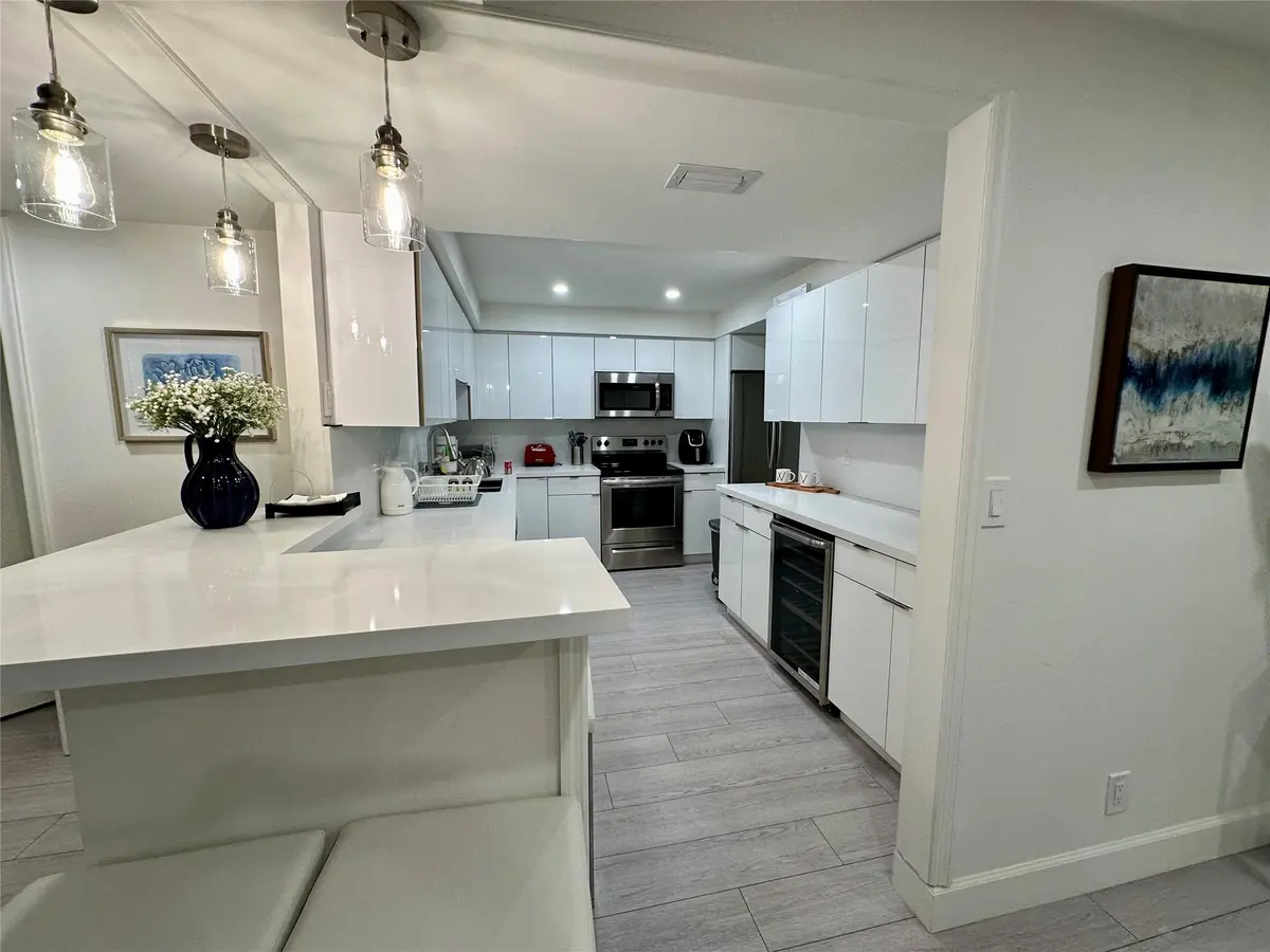 Photo 4 at 5100 N OCEAN Boulevard 308, Lauderdale-By-The-Sea