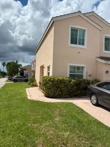 3305 APACHE Lane, Margate, FL – photo 3