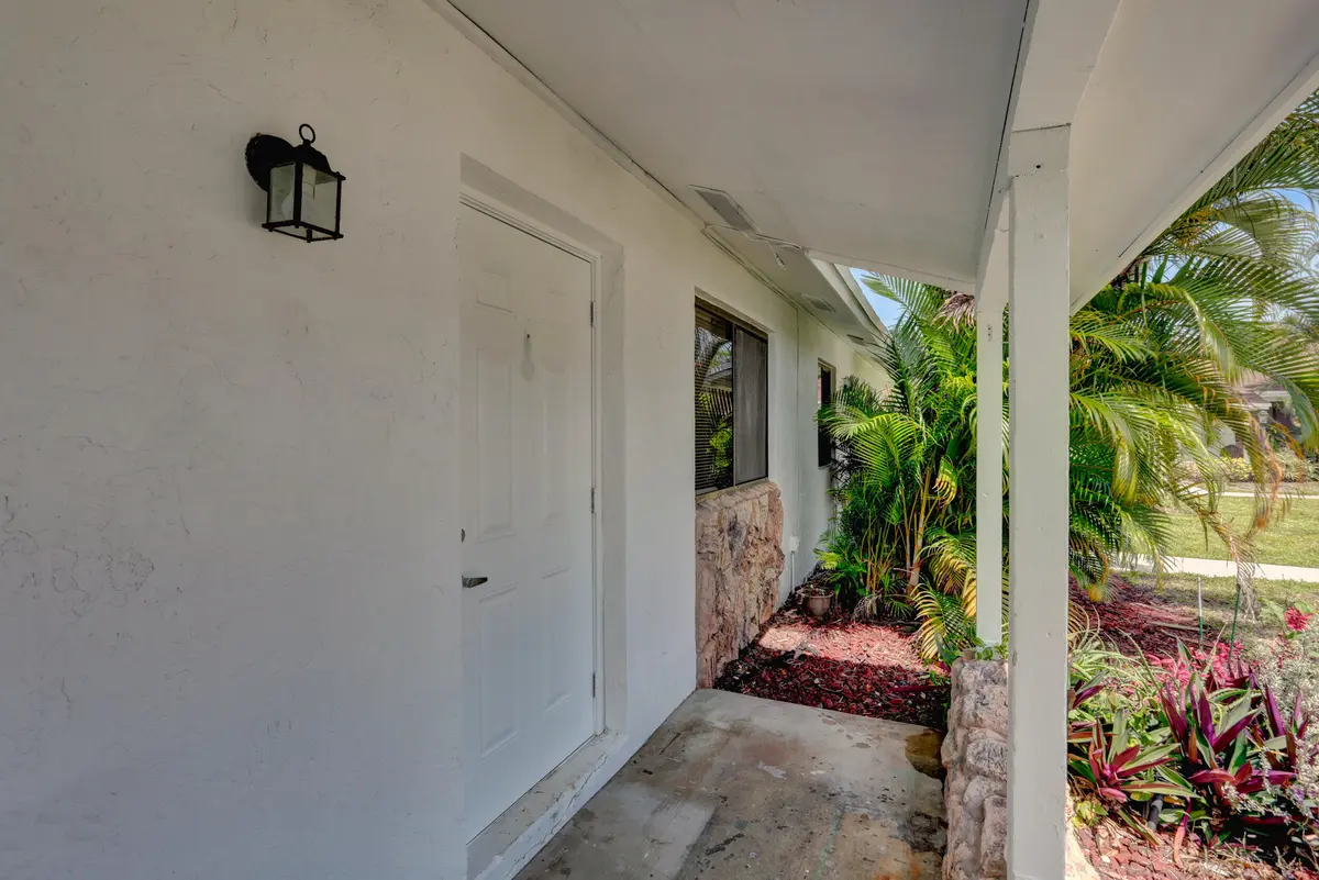 ext 2 at 9184 Roan Lane, West Palm Beach