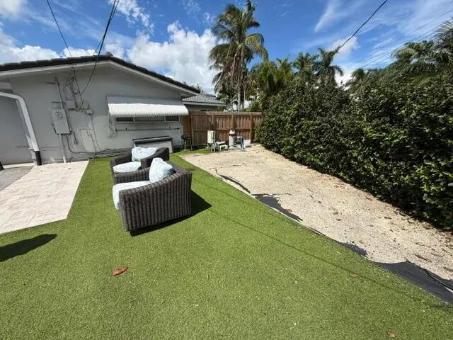 IMG_2272 at 4318 TAYLOR Street, Hollywood