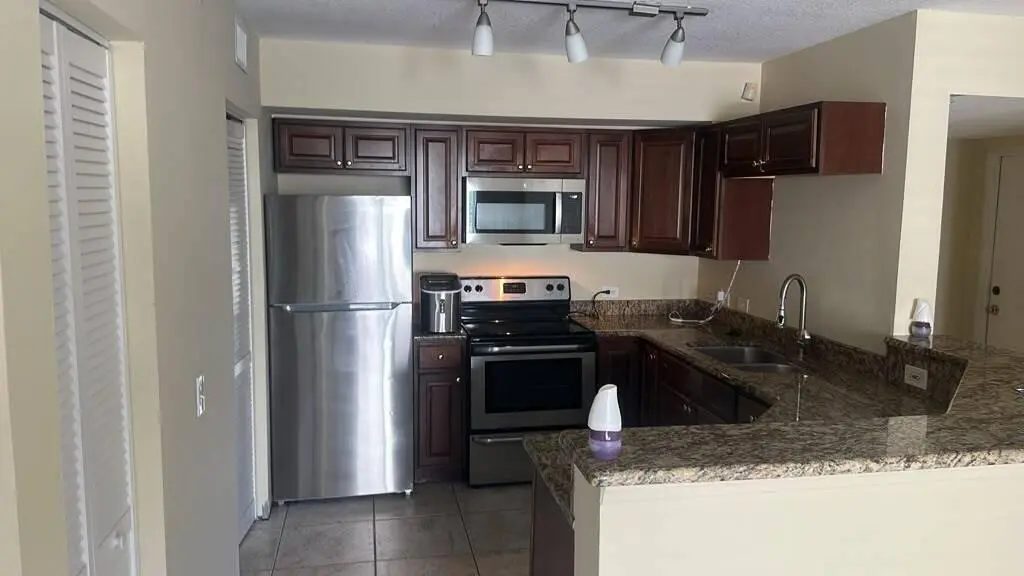 201 Villa Circle 201, Boynton Beach, FL – photo 7