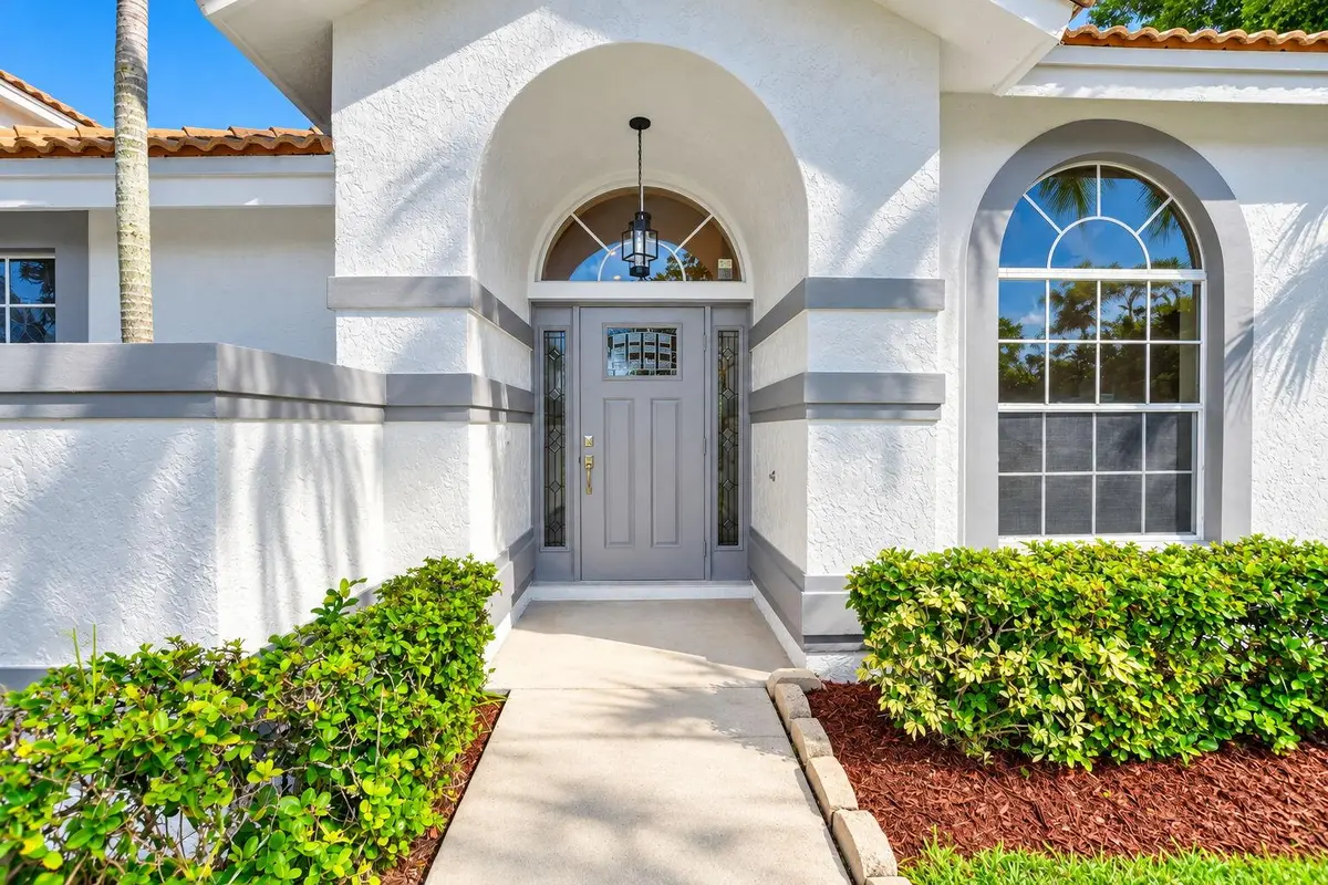 4-web-or-mls-22201 (11) at 22201 Collington Drive, Boca Raton