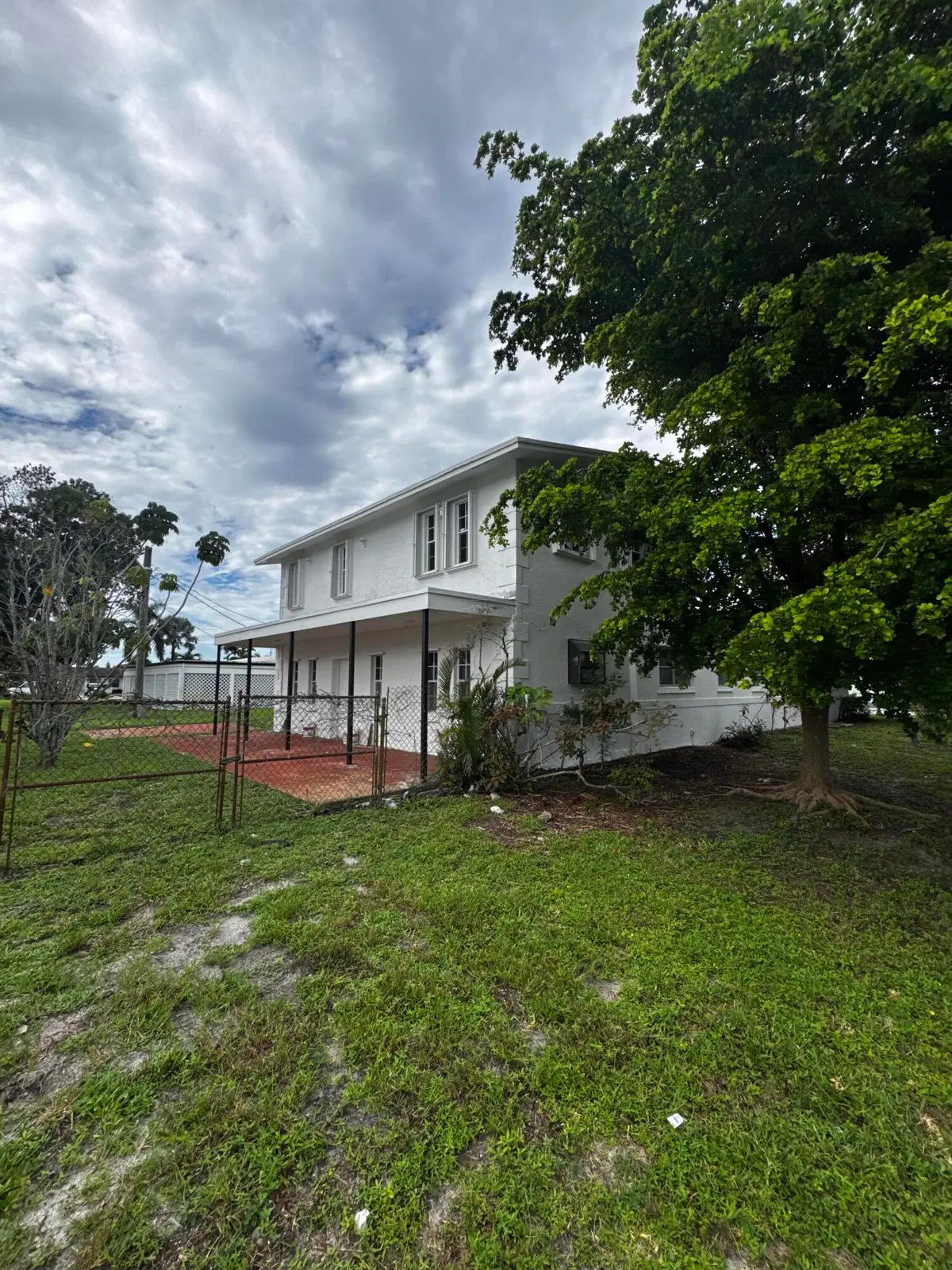 IMG_2020 at 2320 NW 30TH Way, Fort Lauderdale